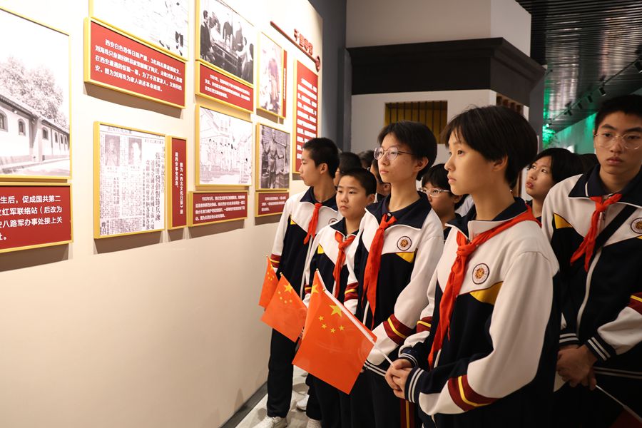 893A1049.JPG 893A1049.JPG