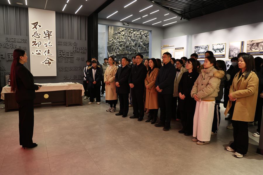 紅色基因潤初心     ------新鄉(xiāng)職業(yè)技術學院與長垣烹飪職業(yè)技術學院開展革命傳統(tǒng)教育實踐活動